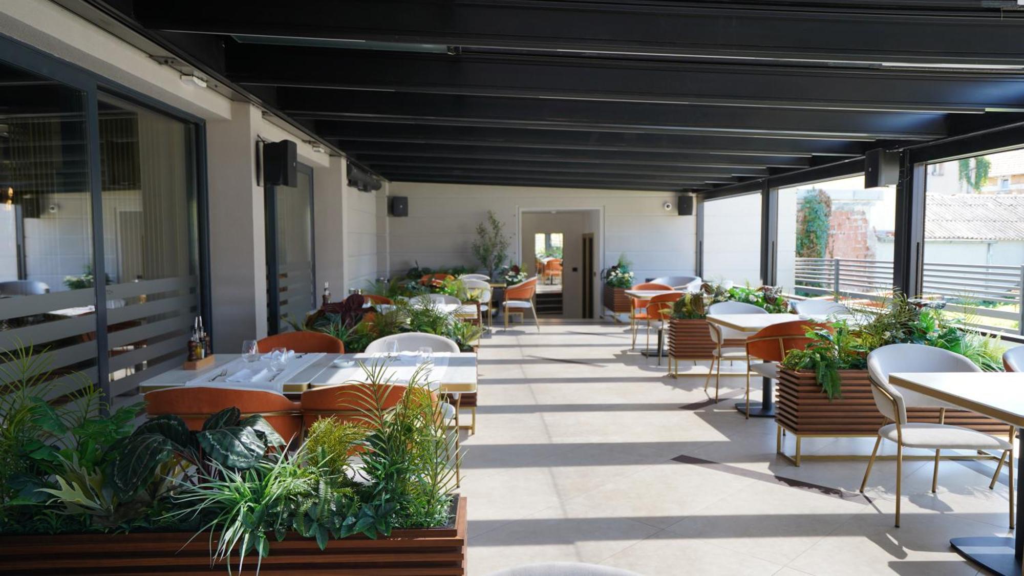 Hotel Kocka Врнячка-Баня Экстерьер фото